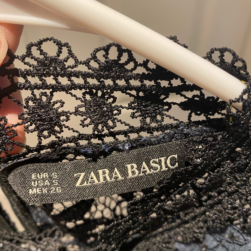 SOLD Zara lace dress - Picture 6 of 6